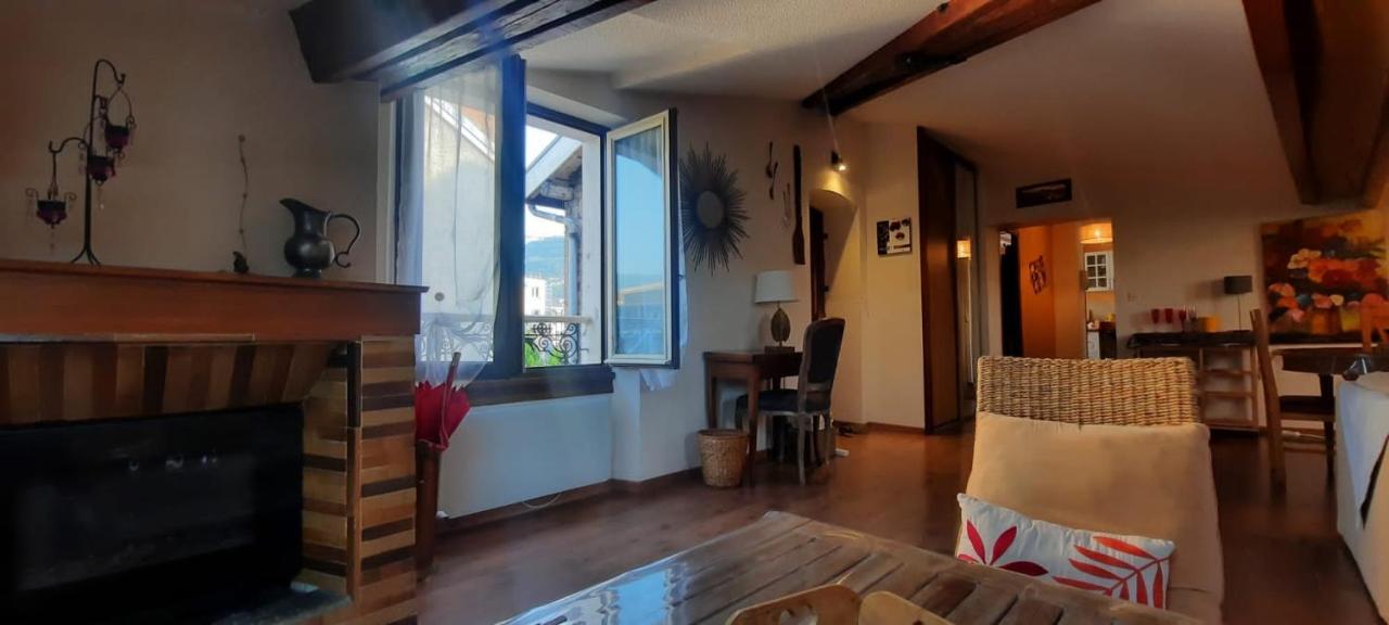 Cosy And Calm In Grenoble City Heart With Free And Large Parking Q-Park Chavant Exterior foto
